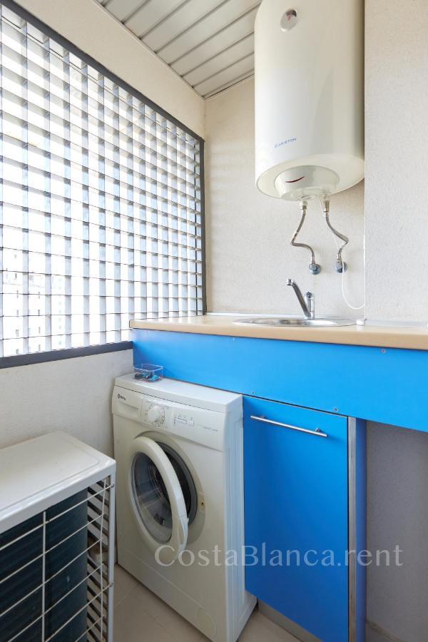 Luxurious, Newly-Renovated Large 2-Bedroom Condo By The Beach Benidorm Exteriér fotografie